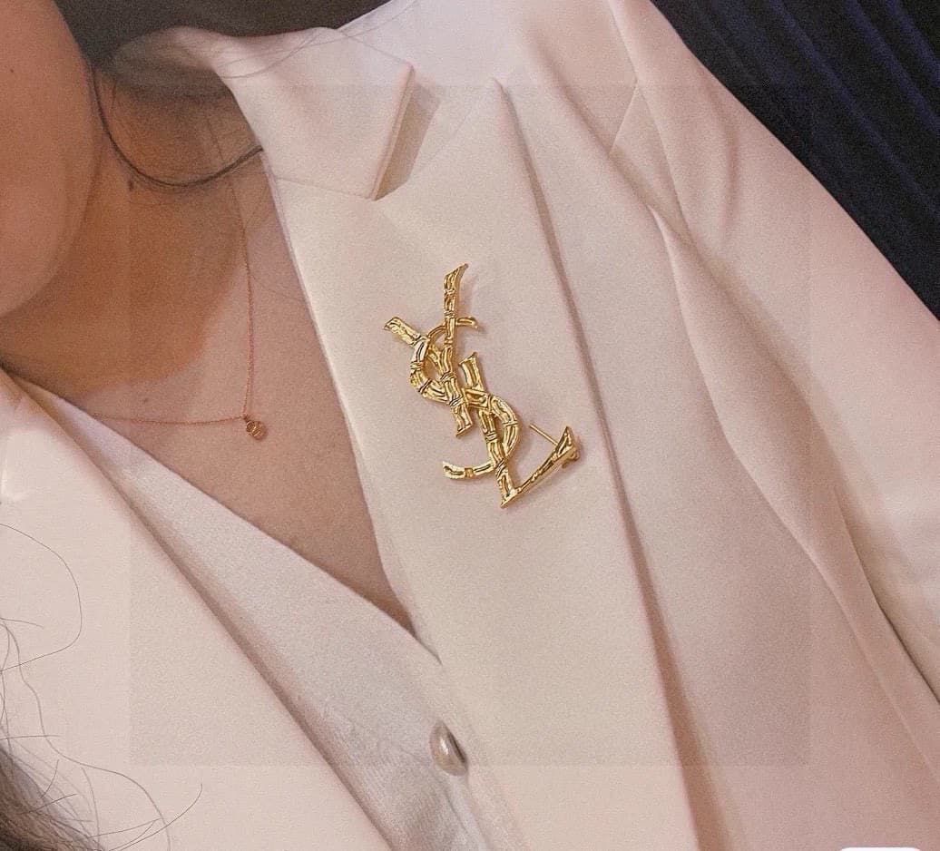 ysl-brooch_1_2.jpg