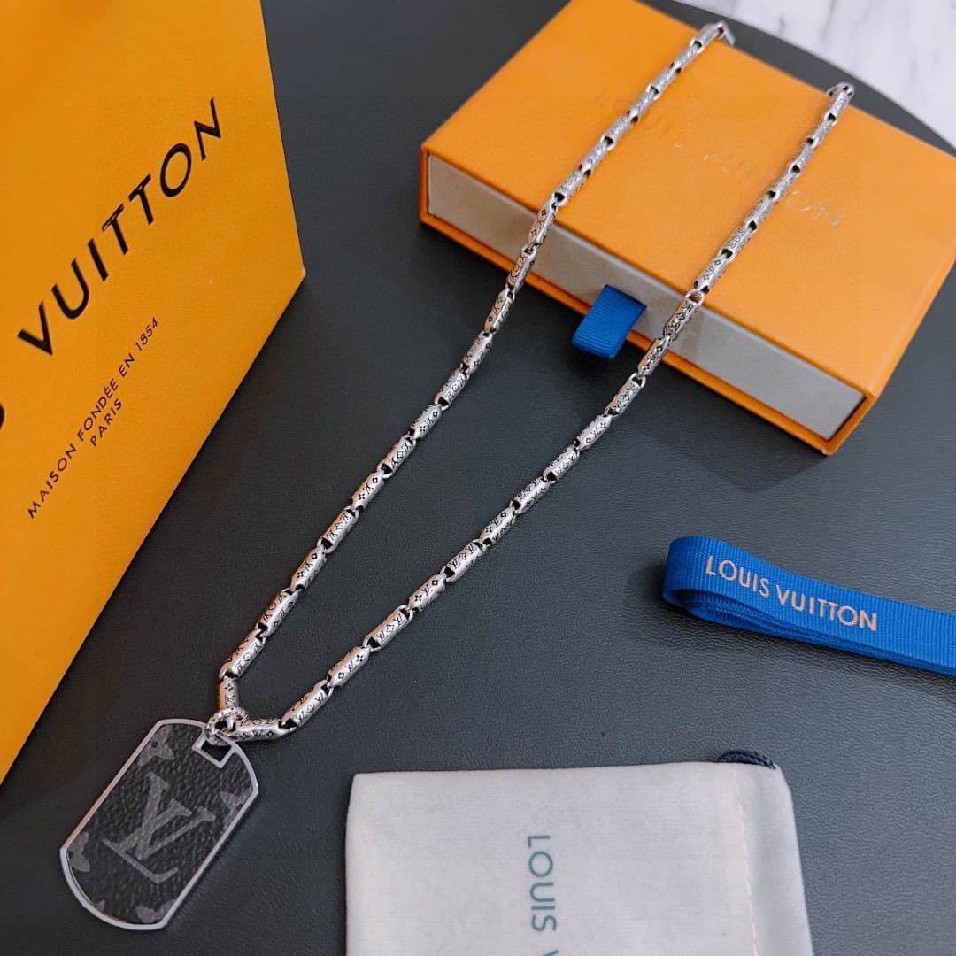 lv-necklace_51_5.jpg