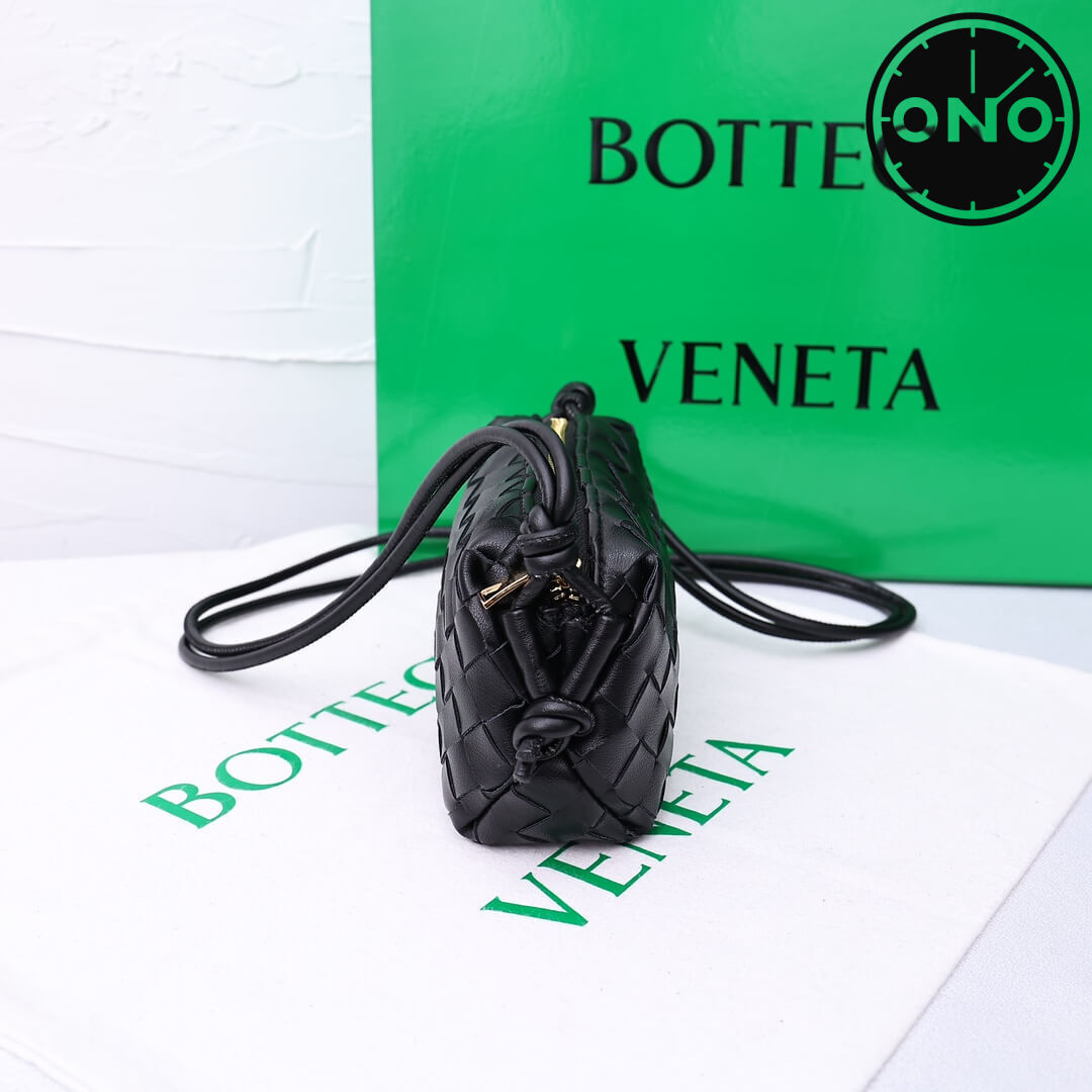 bottega_veneta_women_174_2.jpg