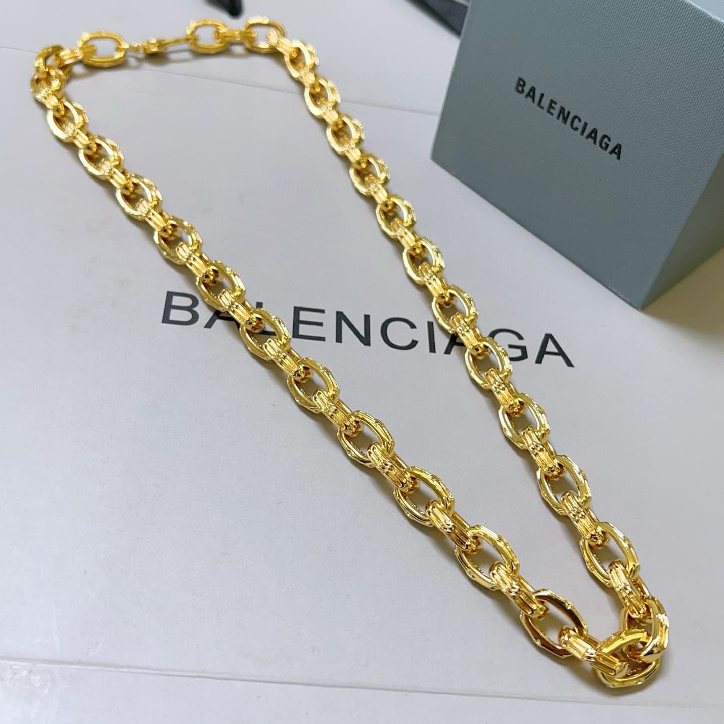 balenciaga-necklace_31_5.jpg