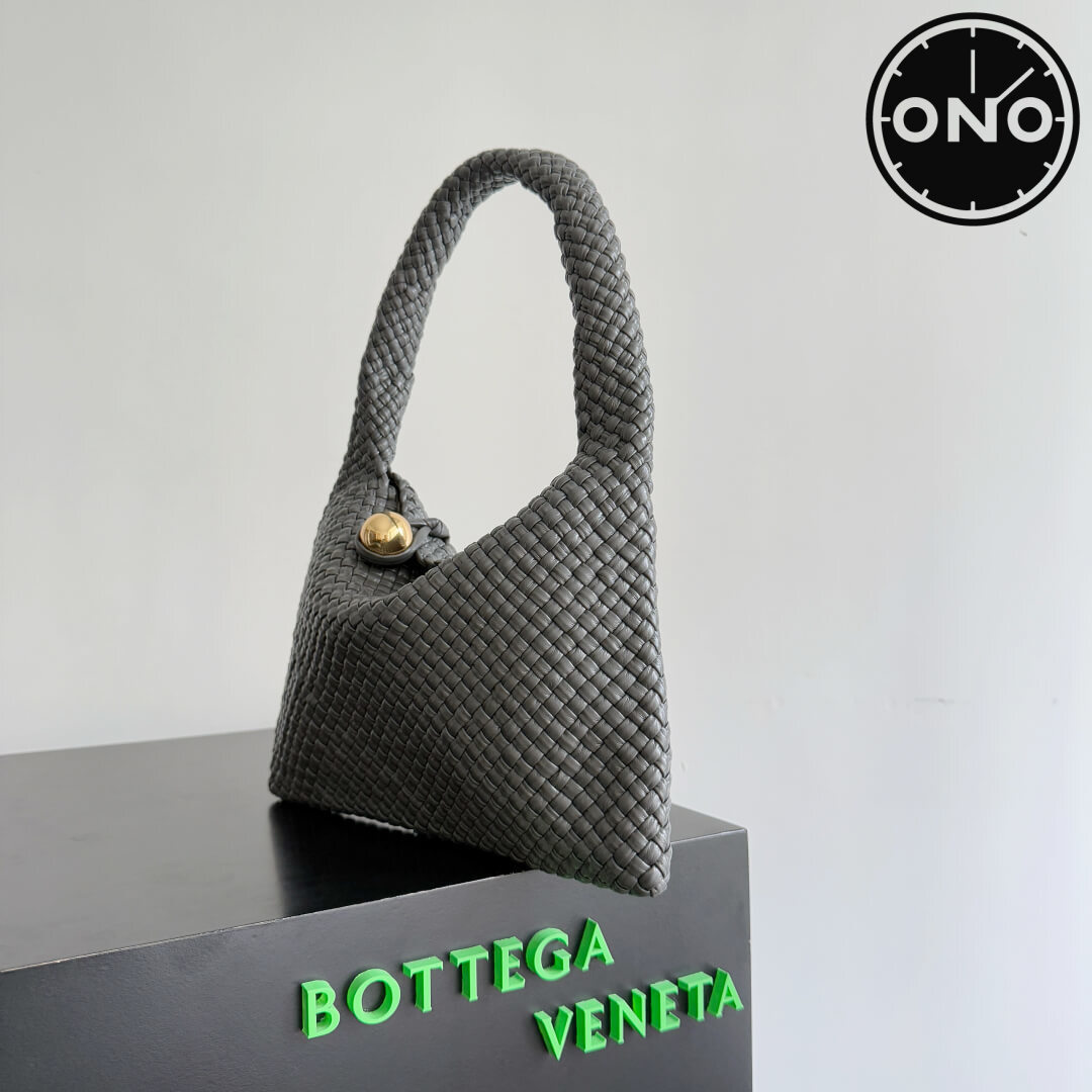 bottega_veneta_women_73_1.jpg