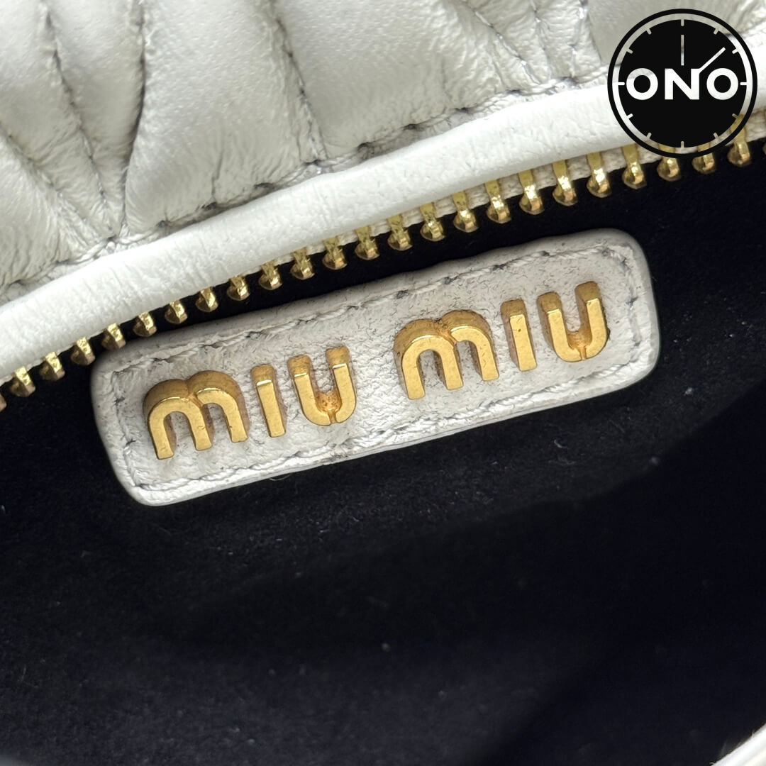 miumiu_women_50_7.jpg