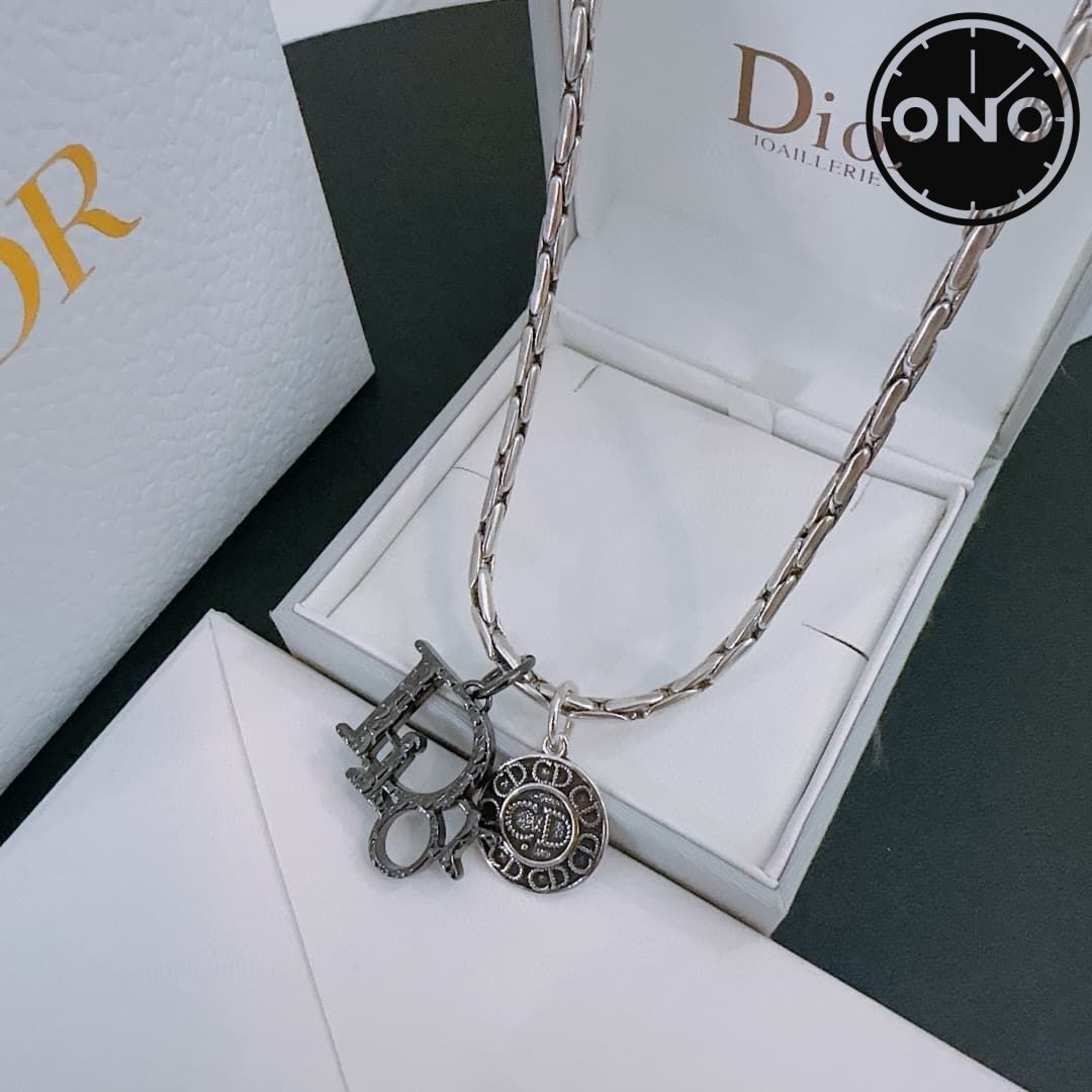 dior-necklace_86_7.jpg