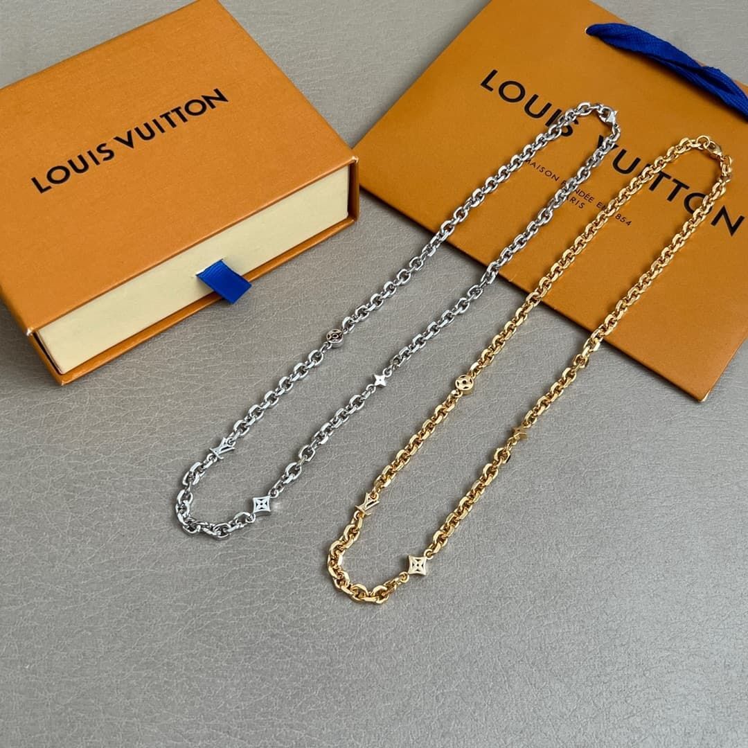 lv-necklace_2_2.jpg