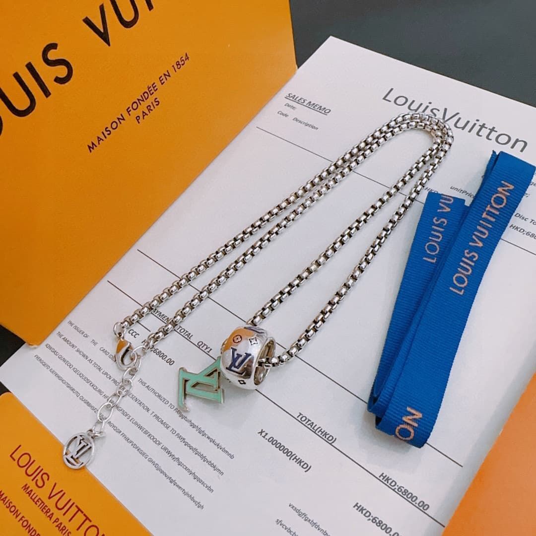lv-necklace_16_8.jpg