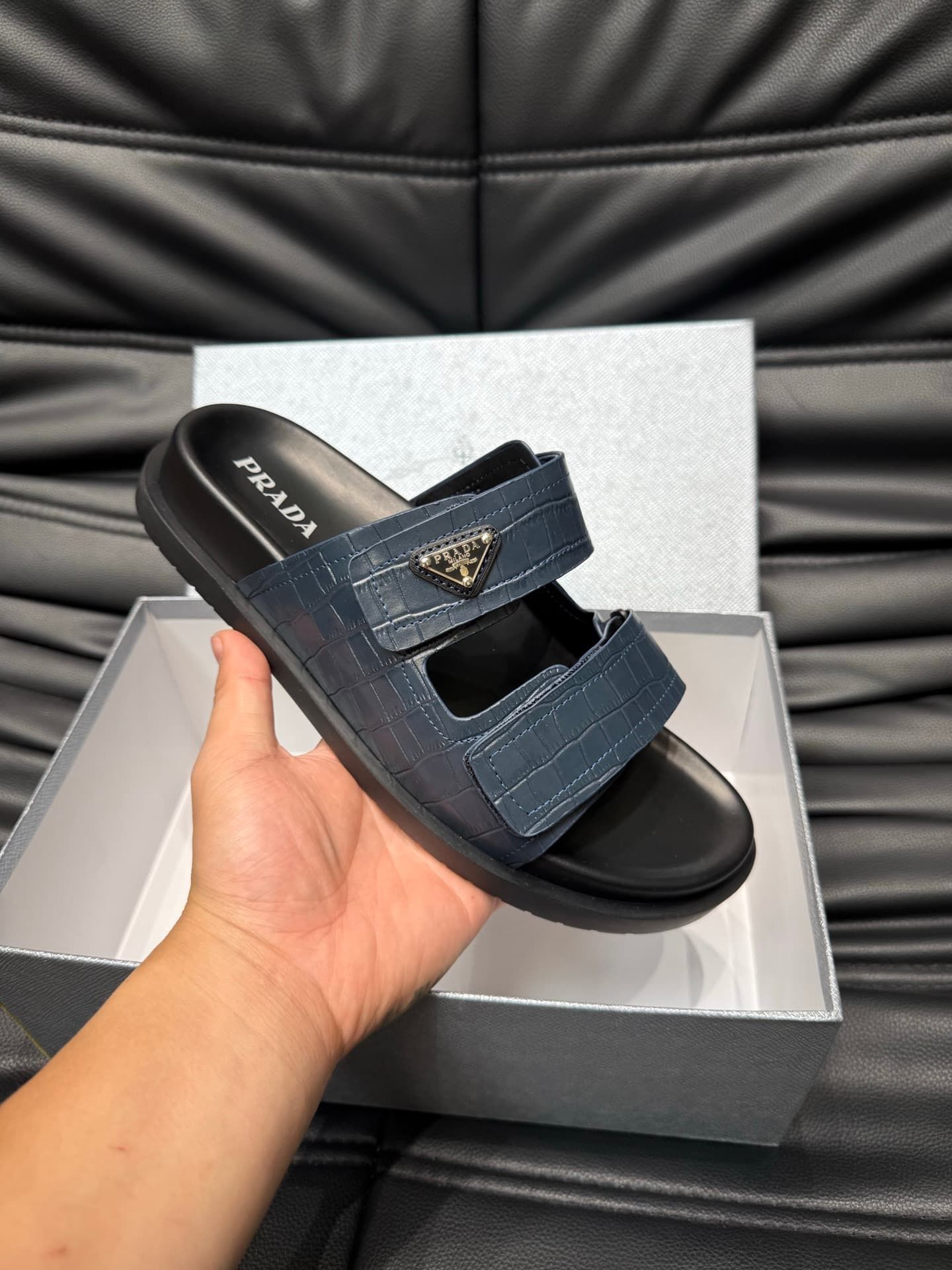 prada-slippers_34_5.jpg
