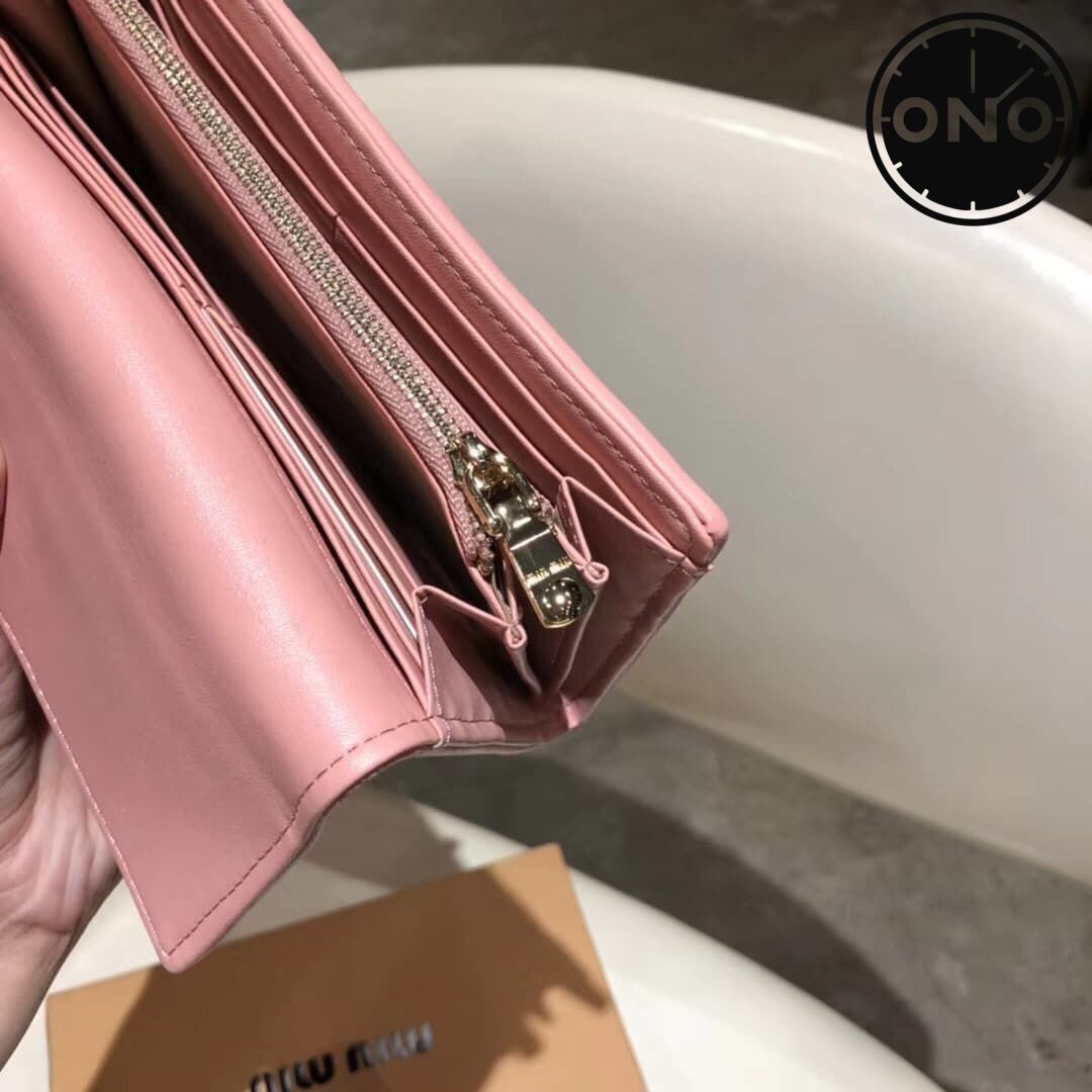 miumiu_wallet_13_7.jpg