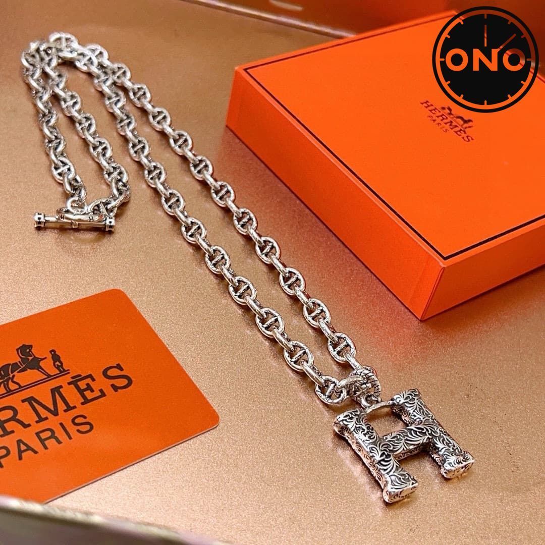 hermes-necklace_9_1.jpg
