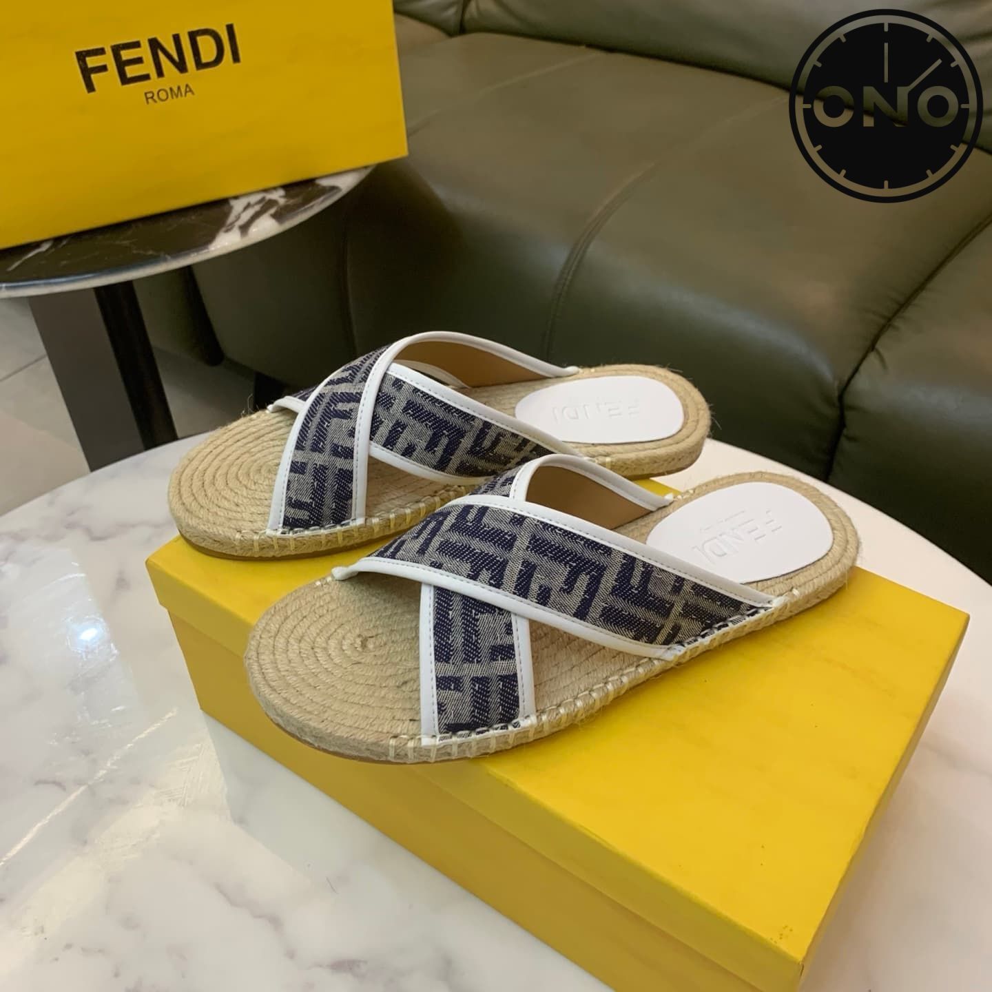 fendi-slippers_14_2.jpg