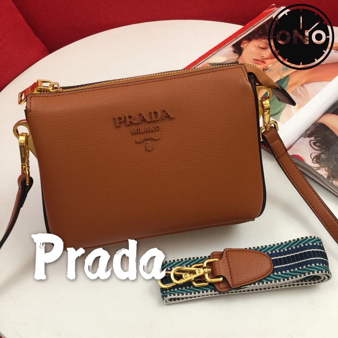 prada_women_127_1.jpg