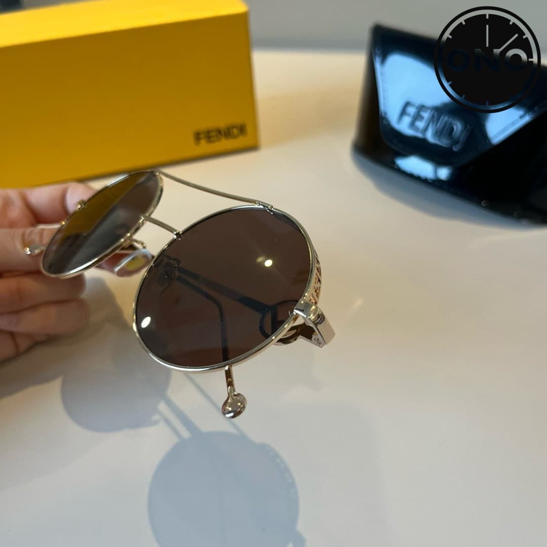 fendi-glasses_11_8.jpg