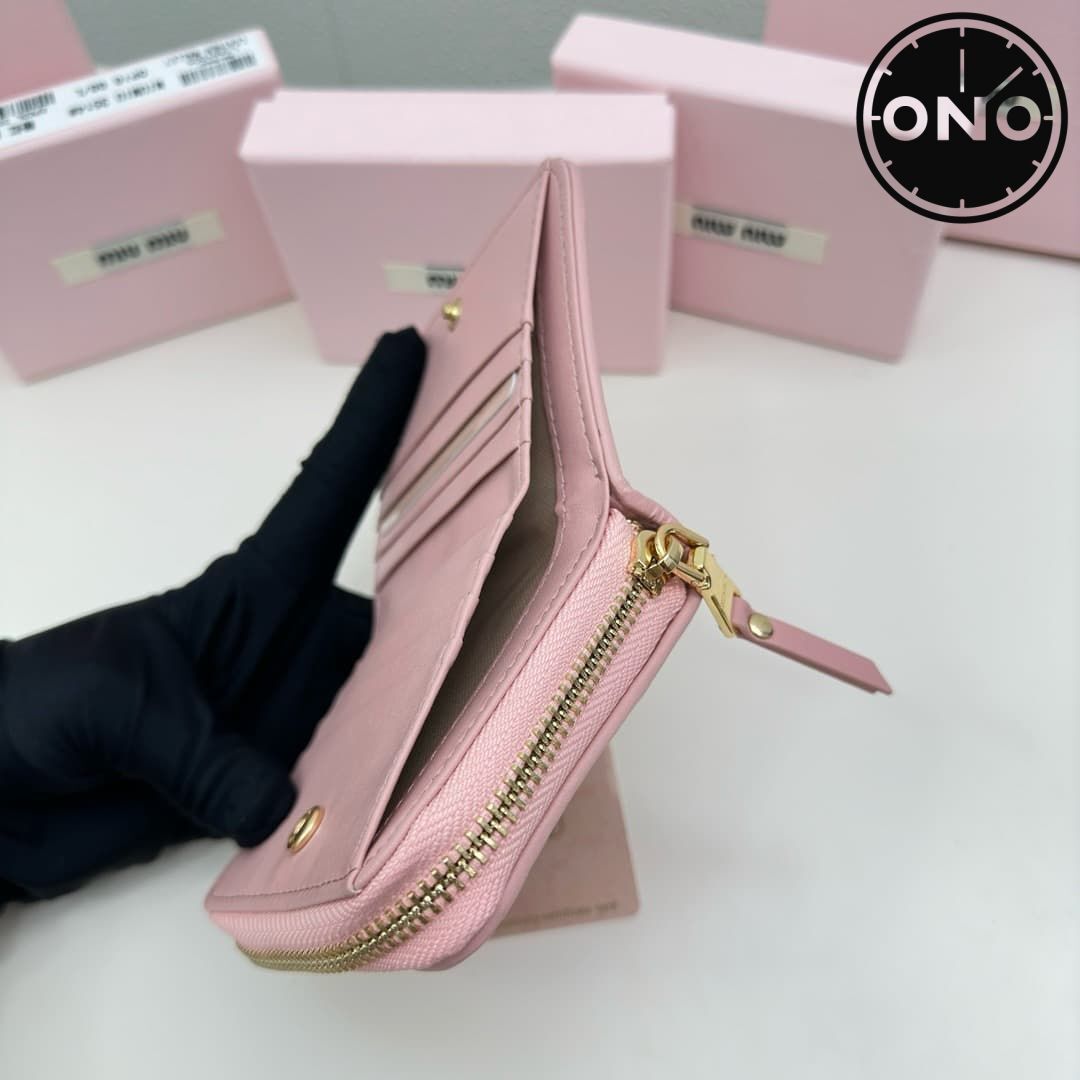 miumiu_wallet_4_6.jpg