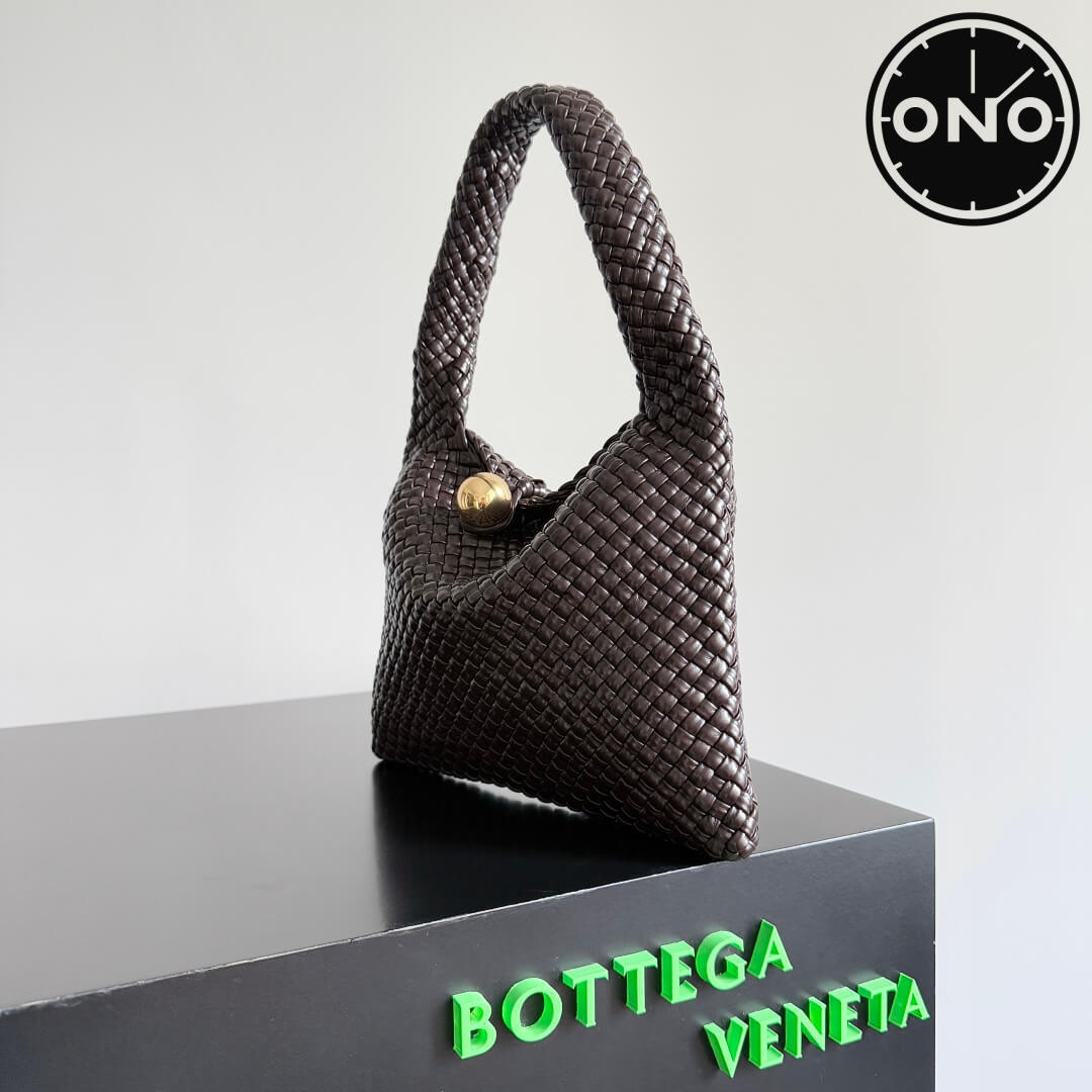 bottega_veneta_women_71_1.jpg