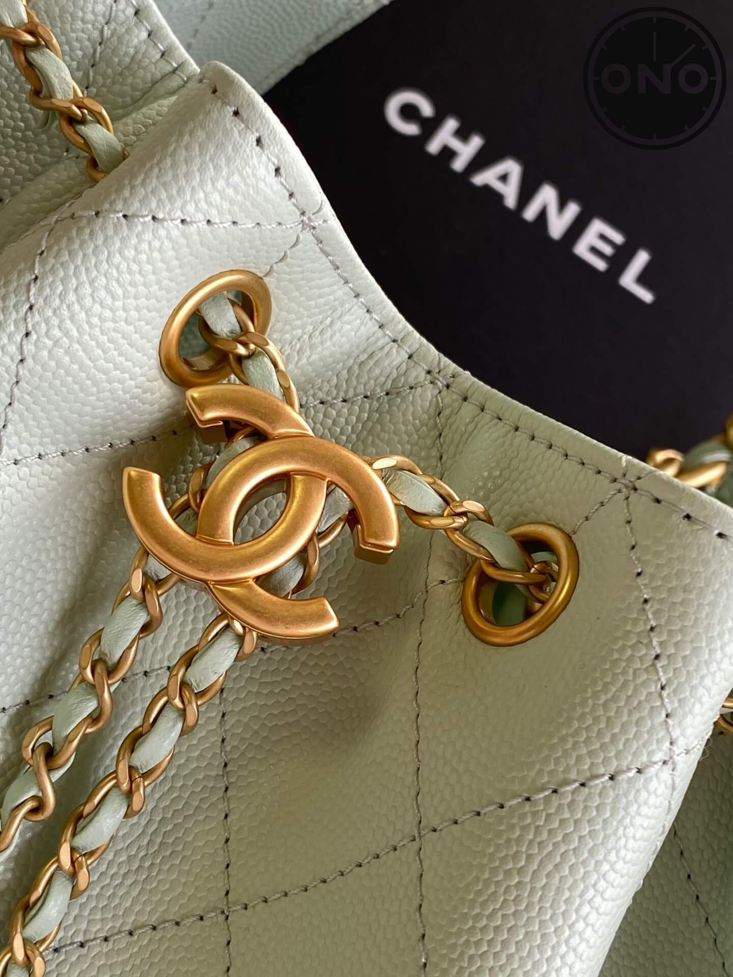 chanel_women_10_4.jpg