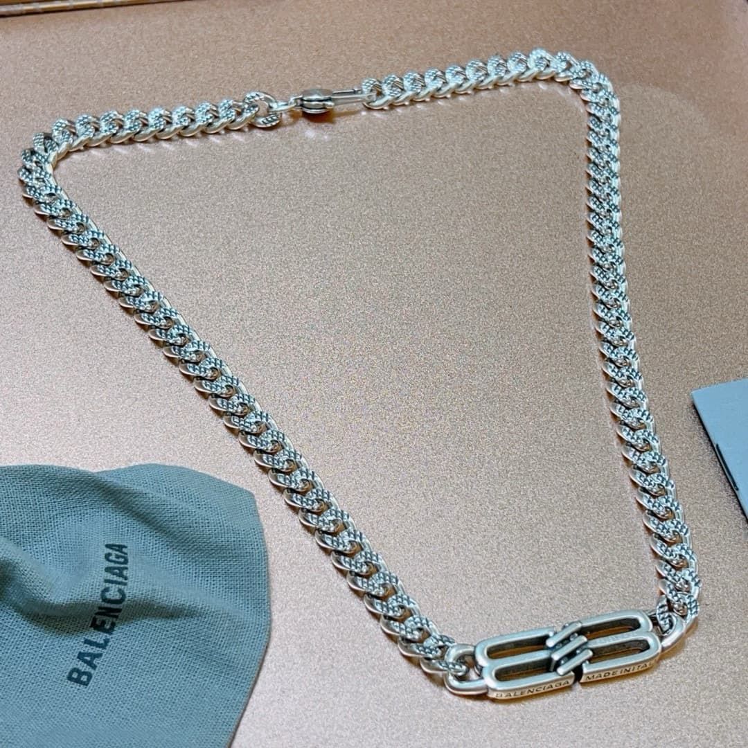 balenciaga-necklace_14_5.jpg