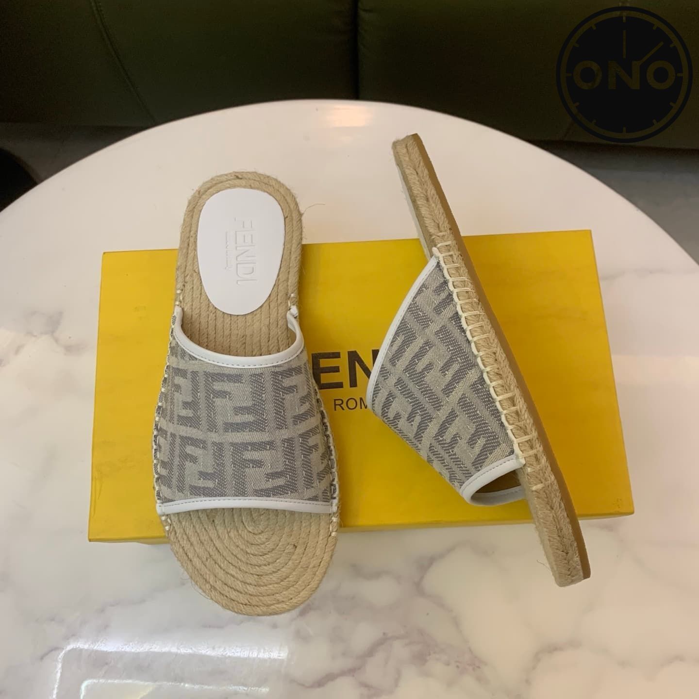 fendi-slippers_18_4.jpg