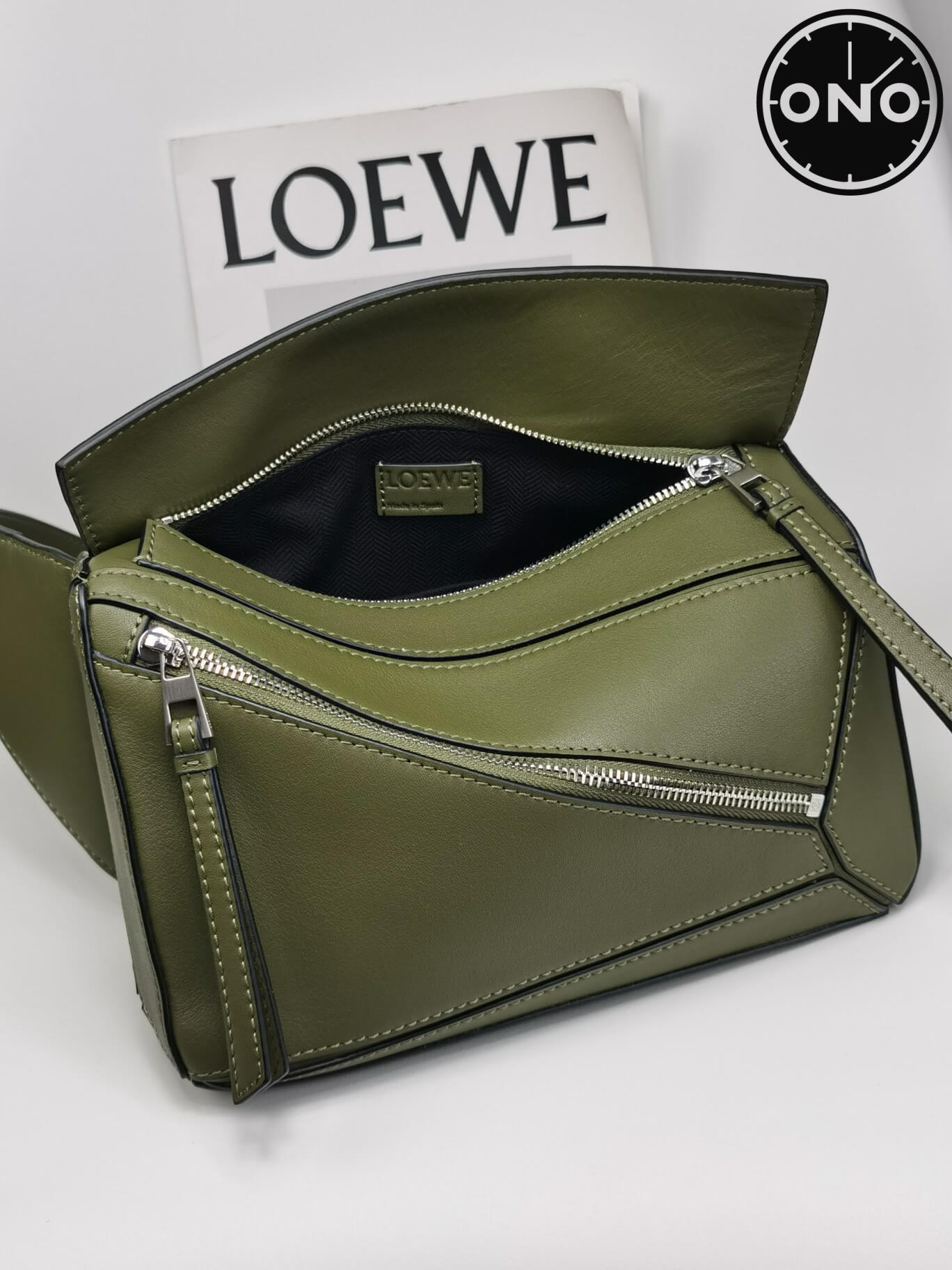 loewe_women_55_6.jpg