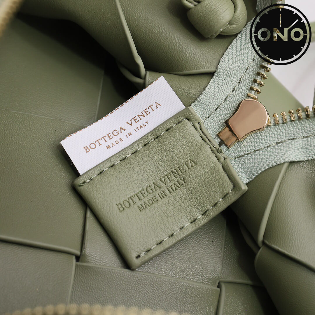 bottega_veneta_women_84_8.jpg