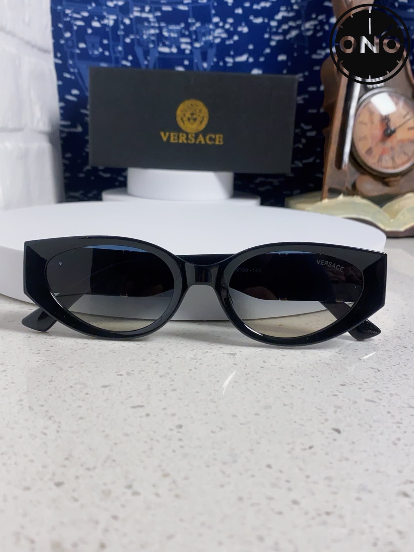 versace-glasses_17_8.jpg