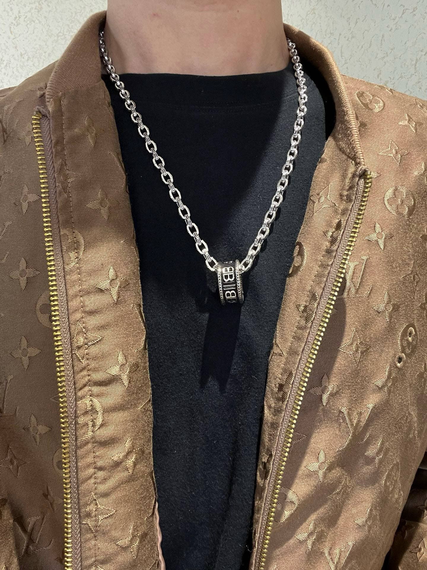 balenciaga-necklace_12_4.jpg