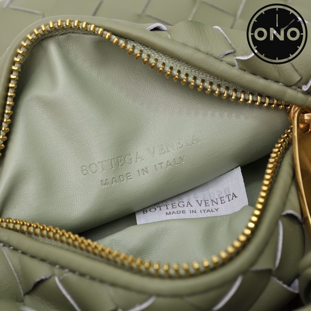 bottega_veneta_women_74_8.jpg
