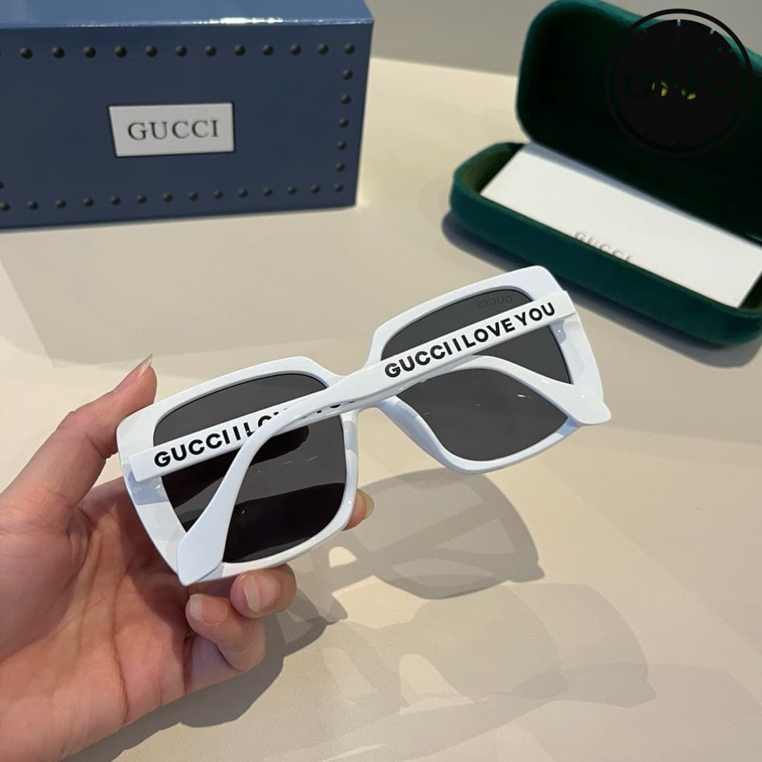 gucci-glasses_3_6.jpg
