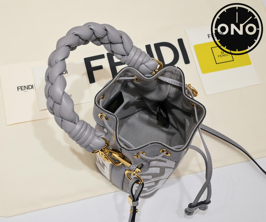 fendi_women_77_8.jpg