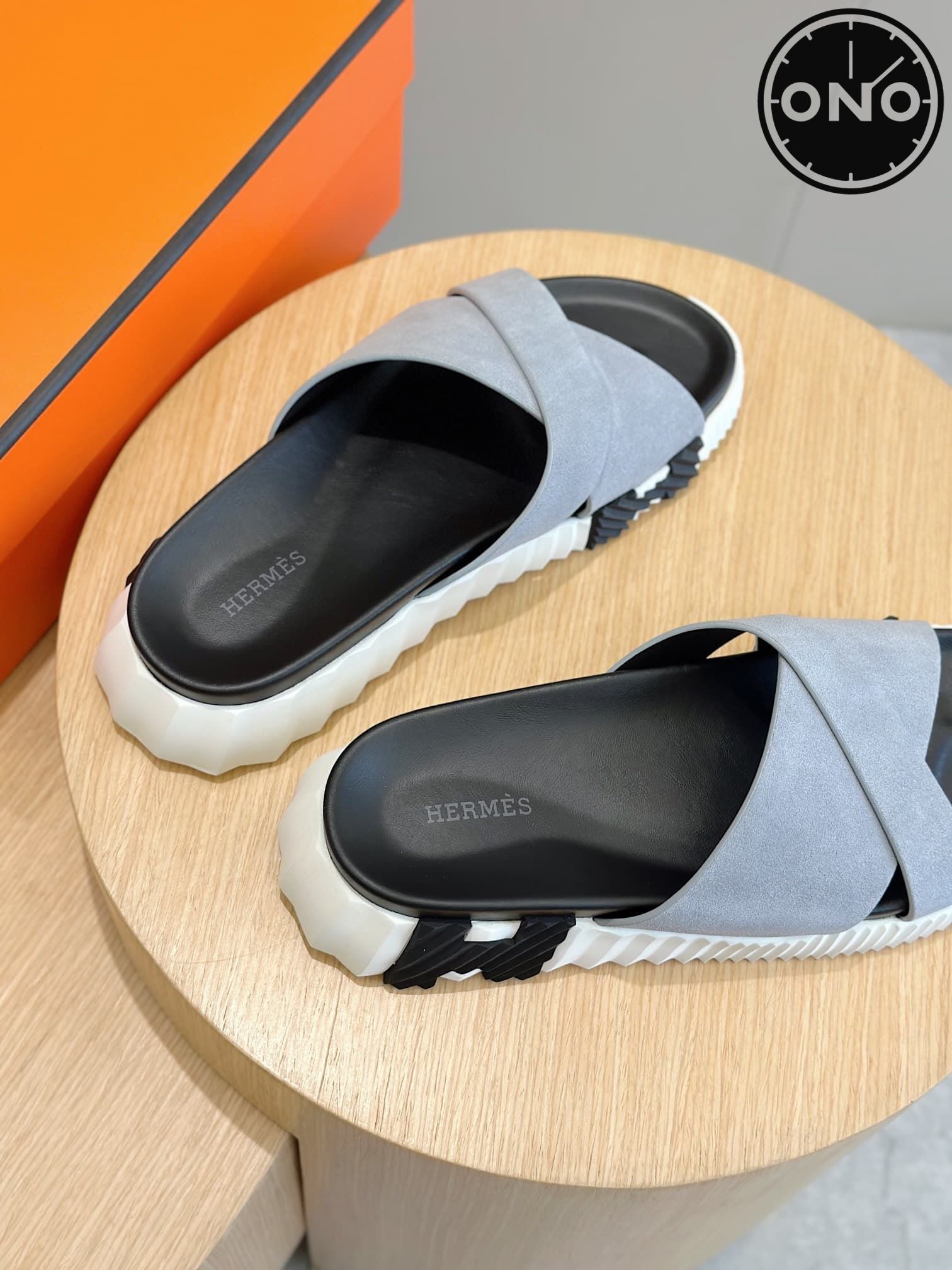 hermes-slippers_4_5.jpg