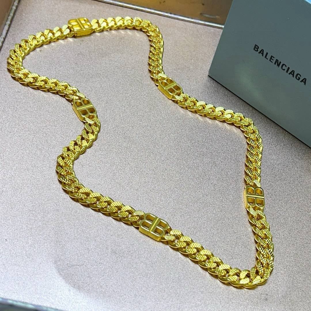 balenciaga-necklace_22_3.jpg