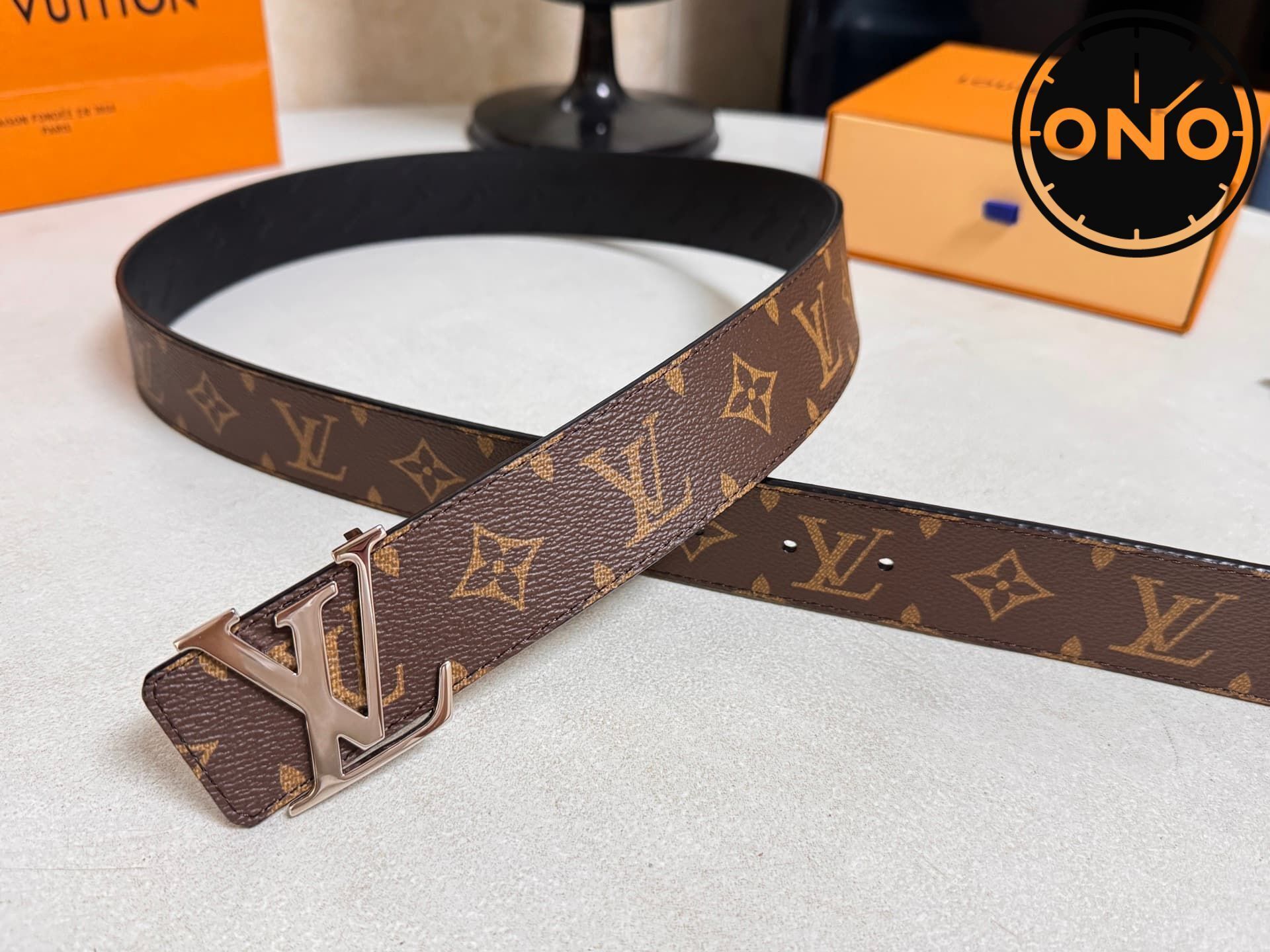 lv_belt_16_2.jpg