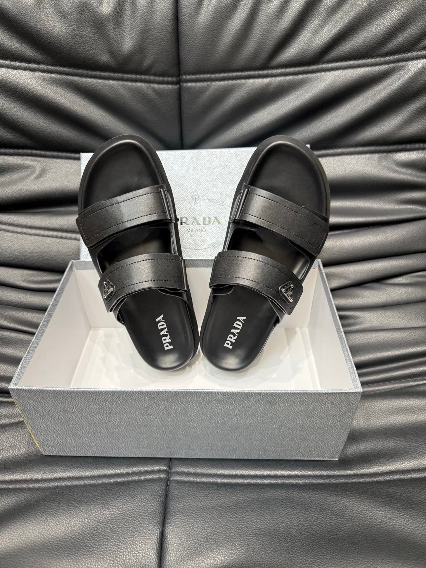 prada-slippers_38_3.jpg