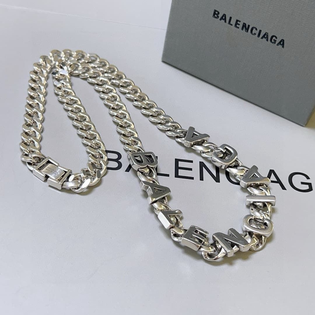 balenciaga-necklace_48_3.jpg