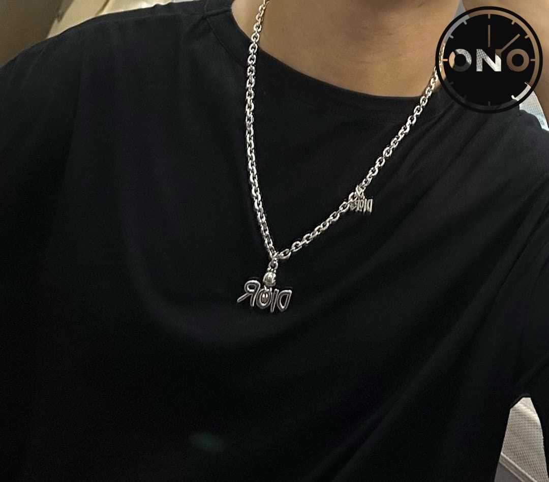 dior-necklace_105_3.jpg