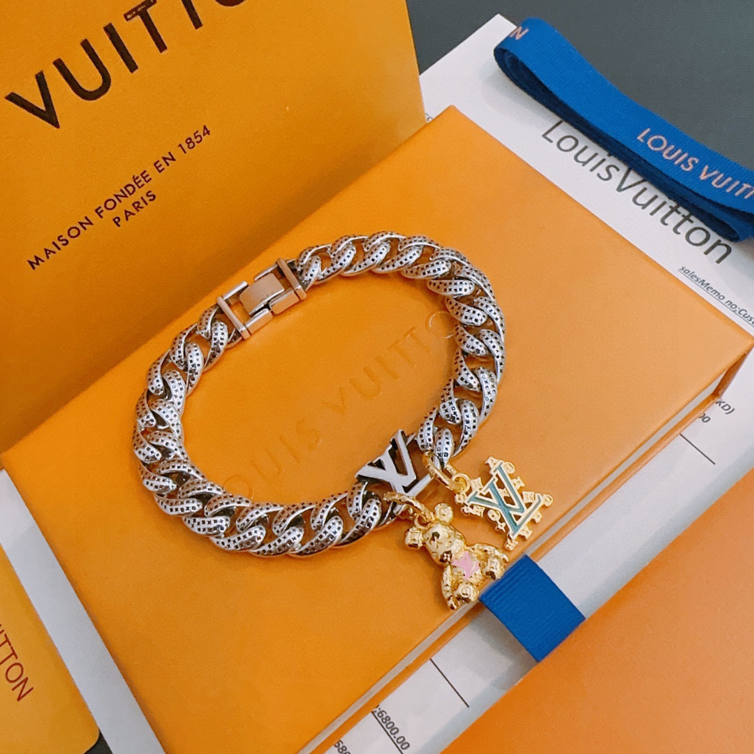 lv-bracelet_10_5.jpg