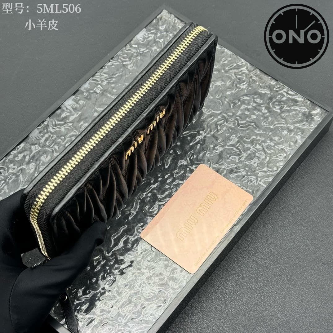 miumiu_wallet_25_3.jpg