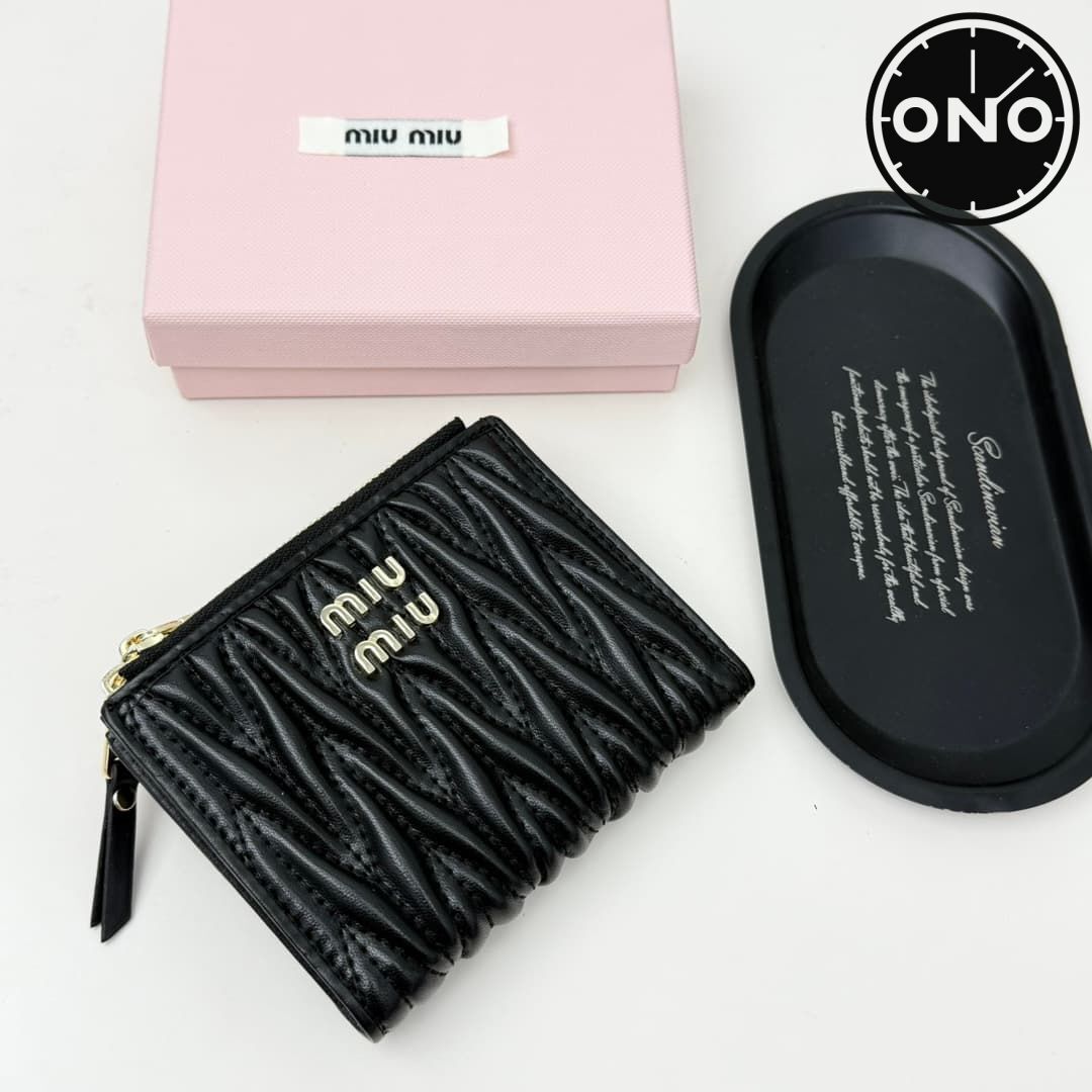 miumiu_wallet_36_1.jpg