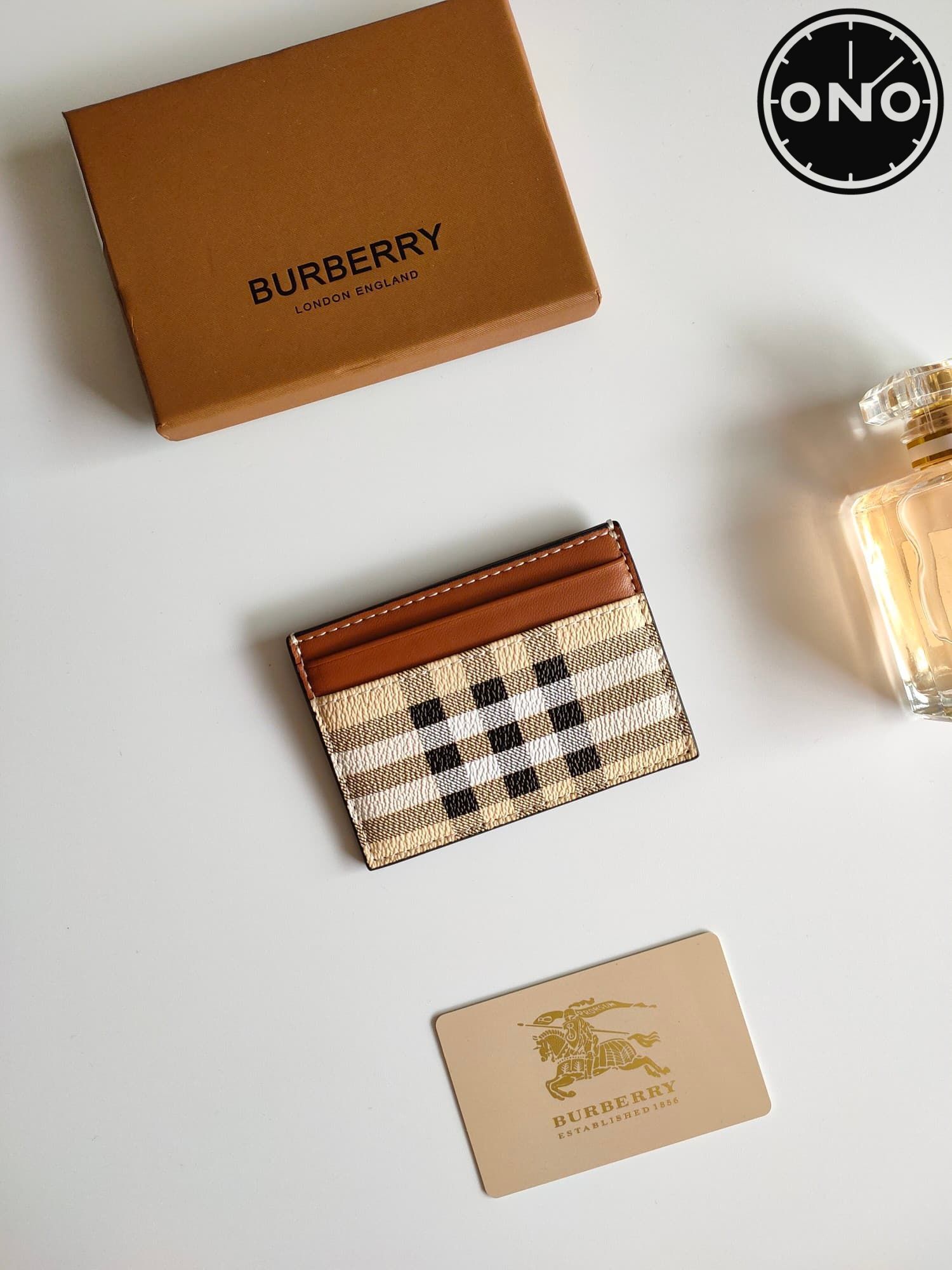 burberry-wallet_17_2.jpg