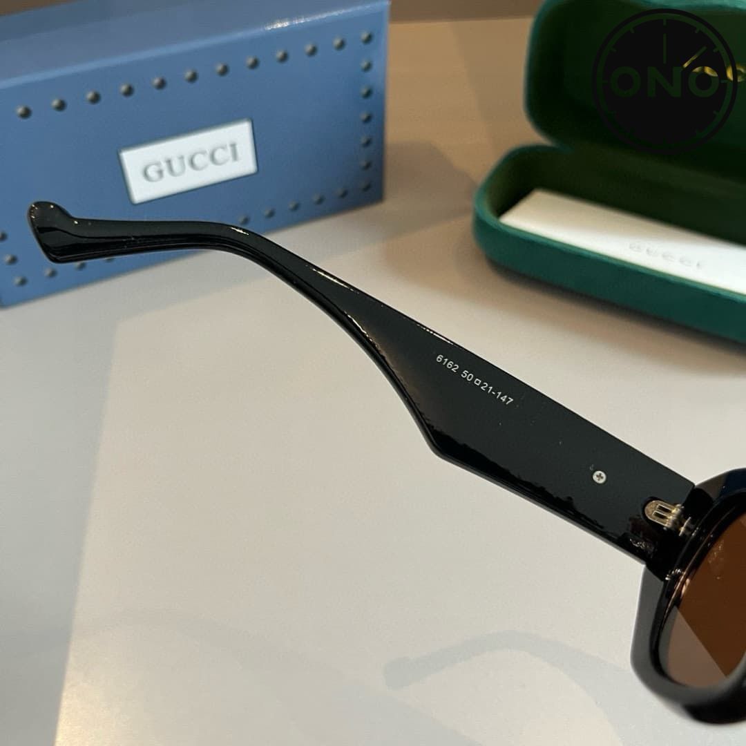gucci-glasses_8_7.jpg