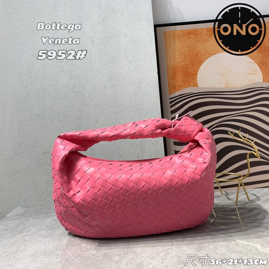 bottega_veneta_women_56_2.jpg