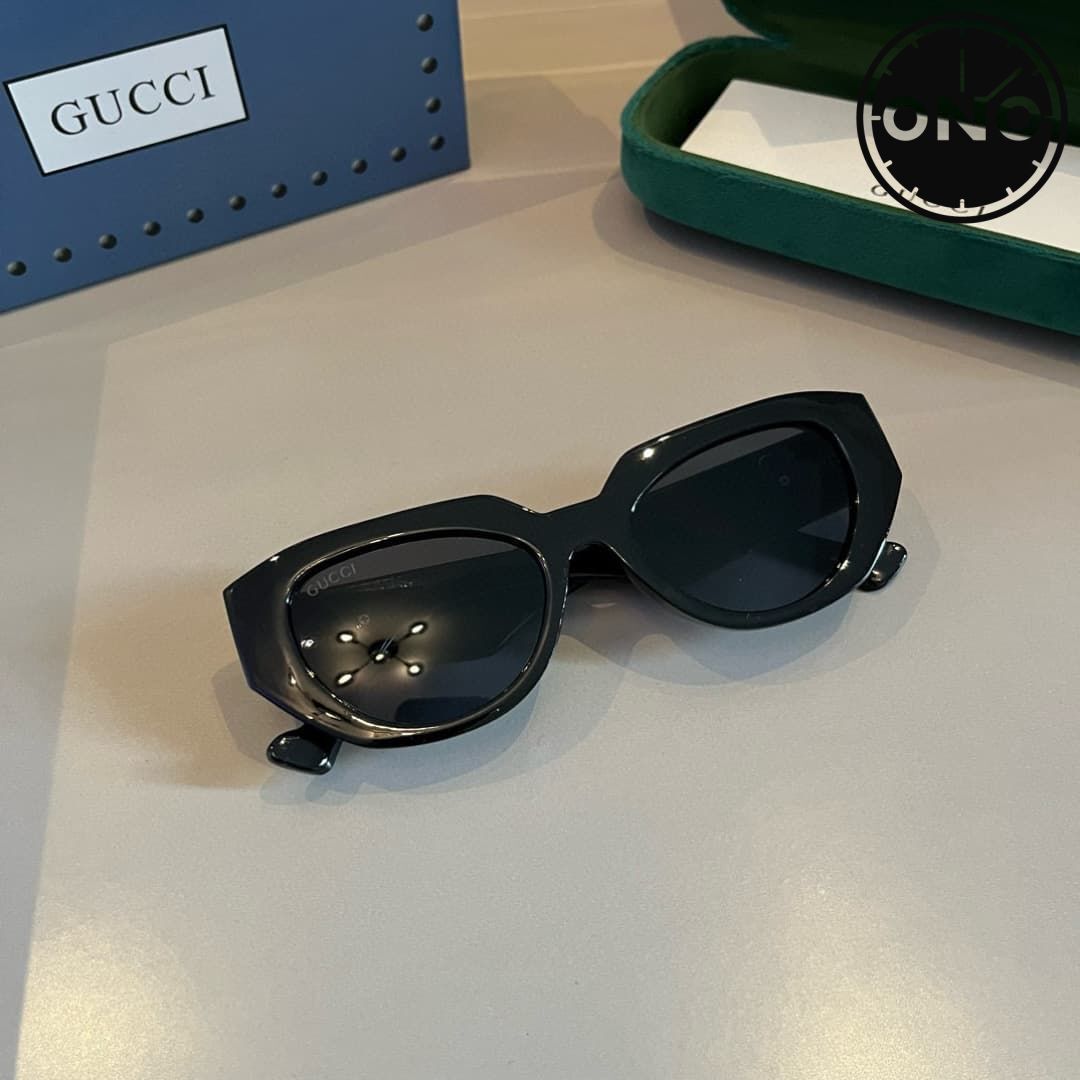 gucci-glasses_9_5.jpg