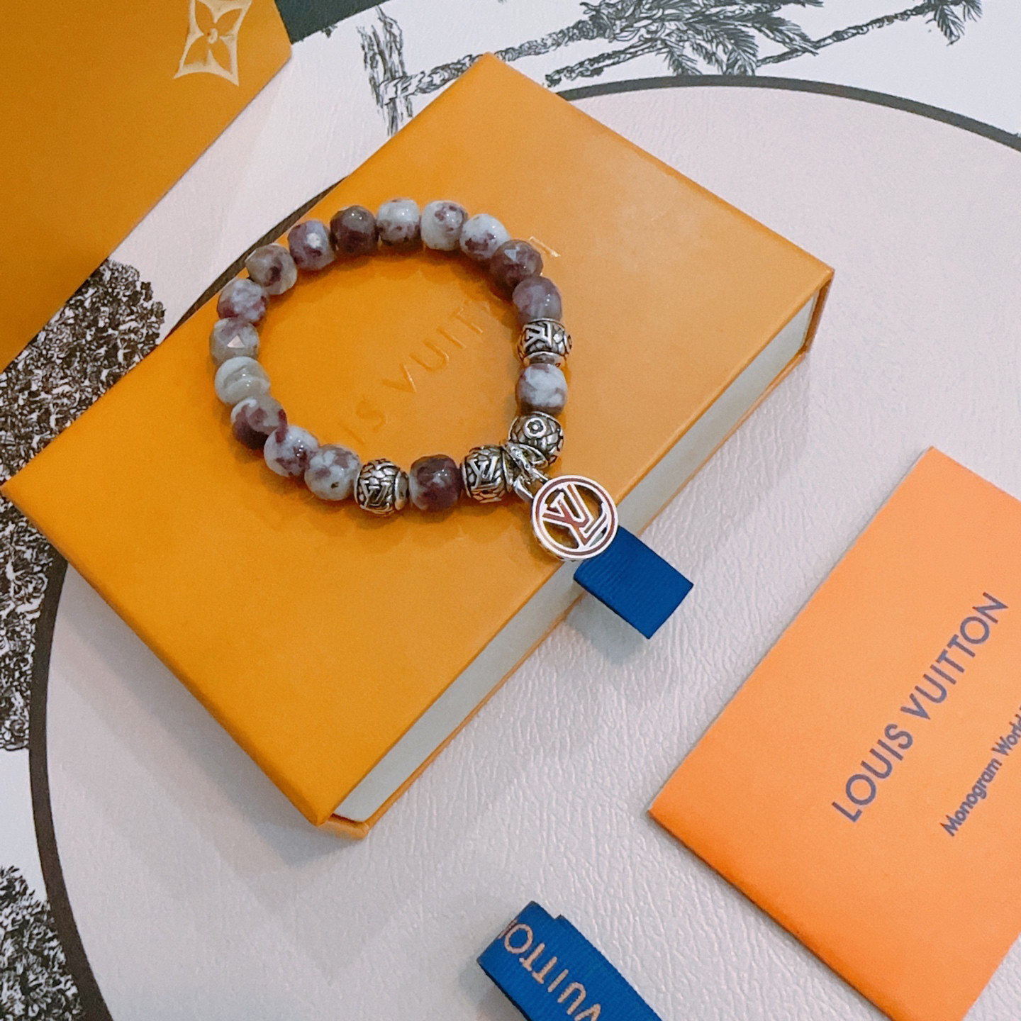 lv-bracelet_23_4.jpg