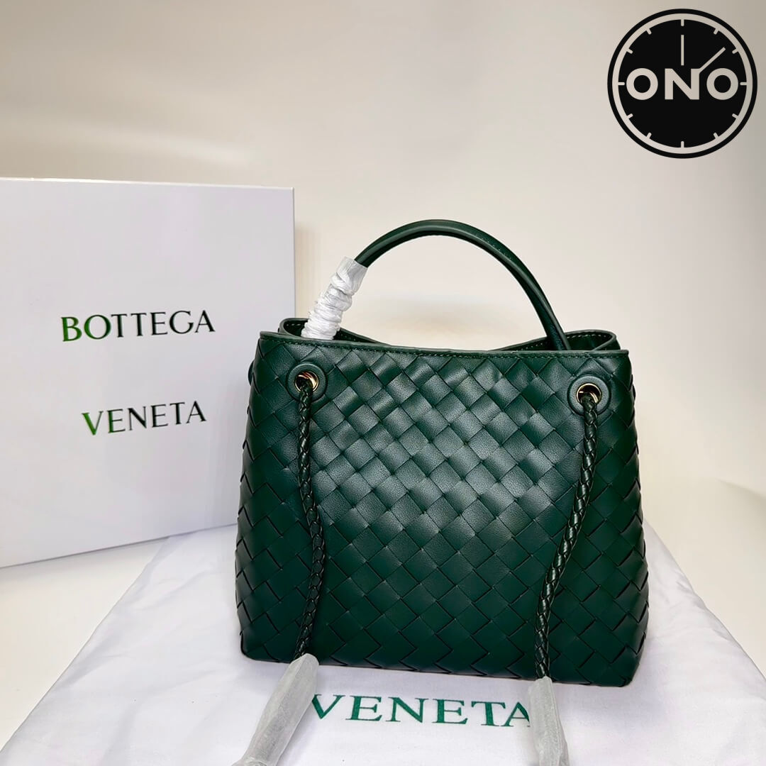 bottega_veneta_women_144_1.jpg