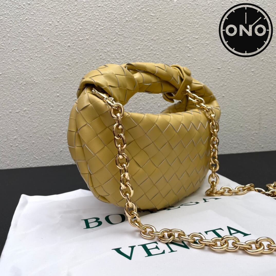 bottega_veneta_women_210_3.jpg