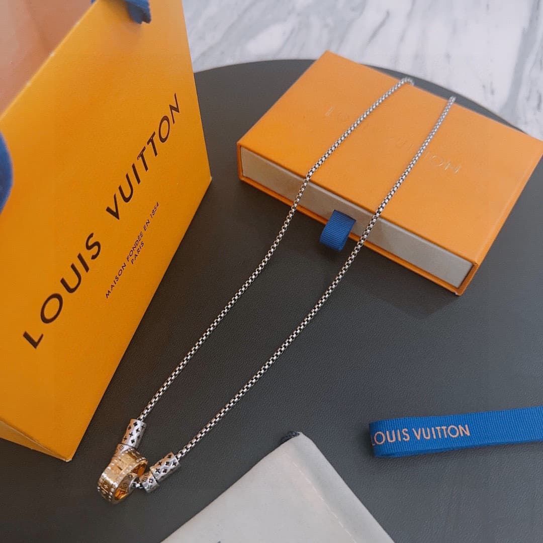 lv-necklace_54_2.jpg