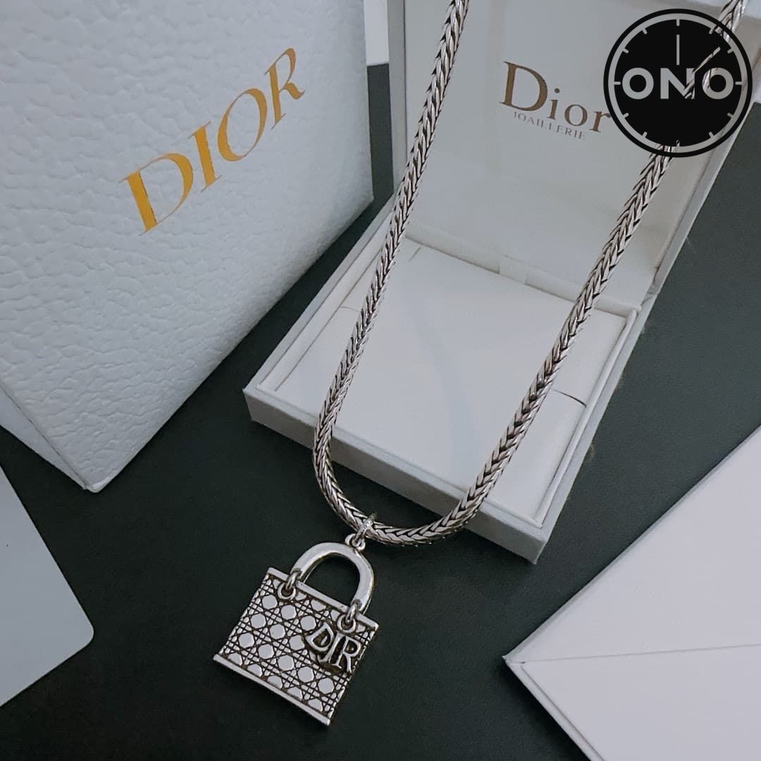 dior-necklace_95_2.jpg