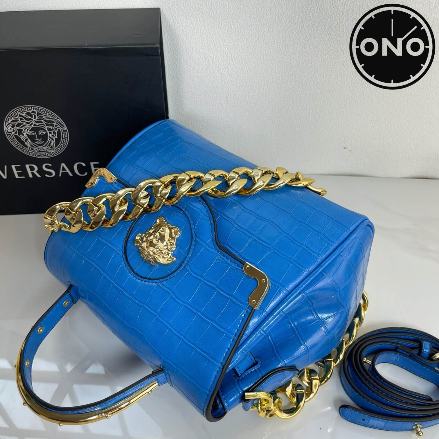 versace_women_47_3.jpg