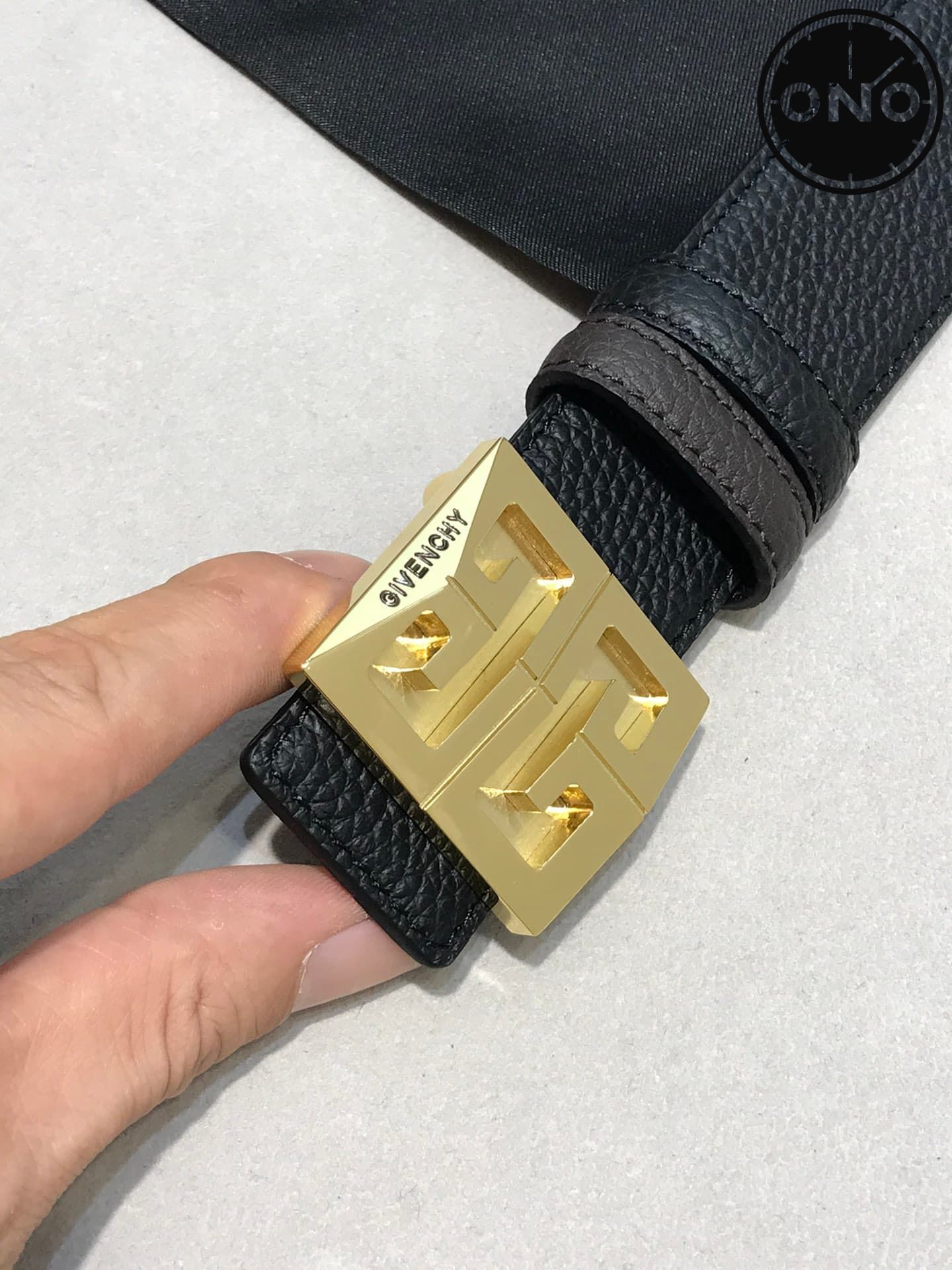 givenchy_belt_13_6.jpg