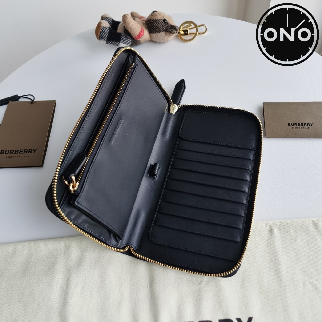 burberry-wallet_8_3.jpg