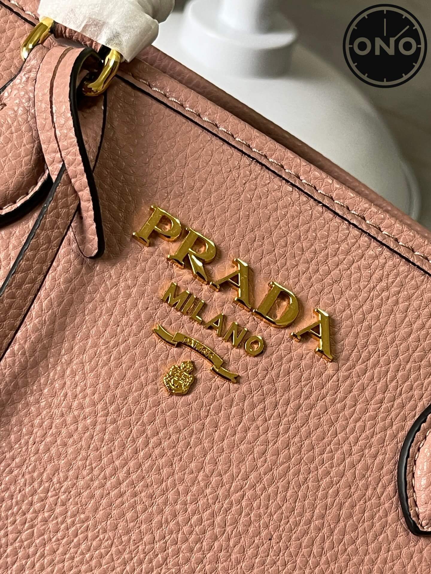 prada_women_136_3.jpg