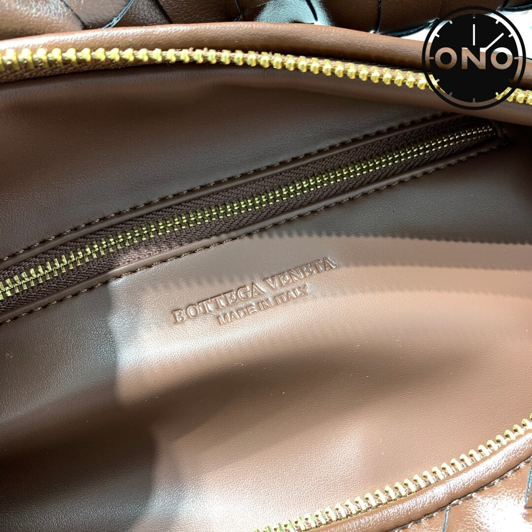 bottega_veneta_women_61_8.jpg
